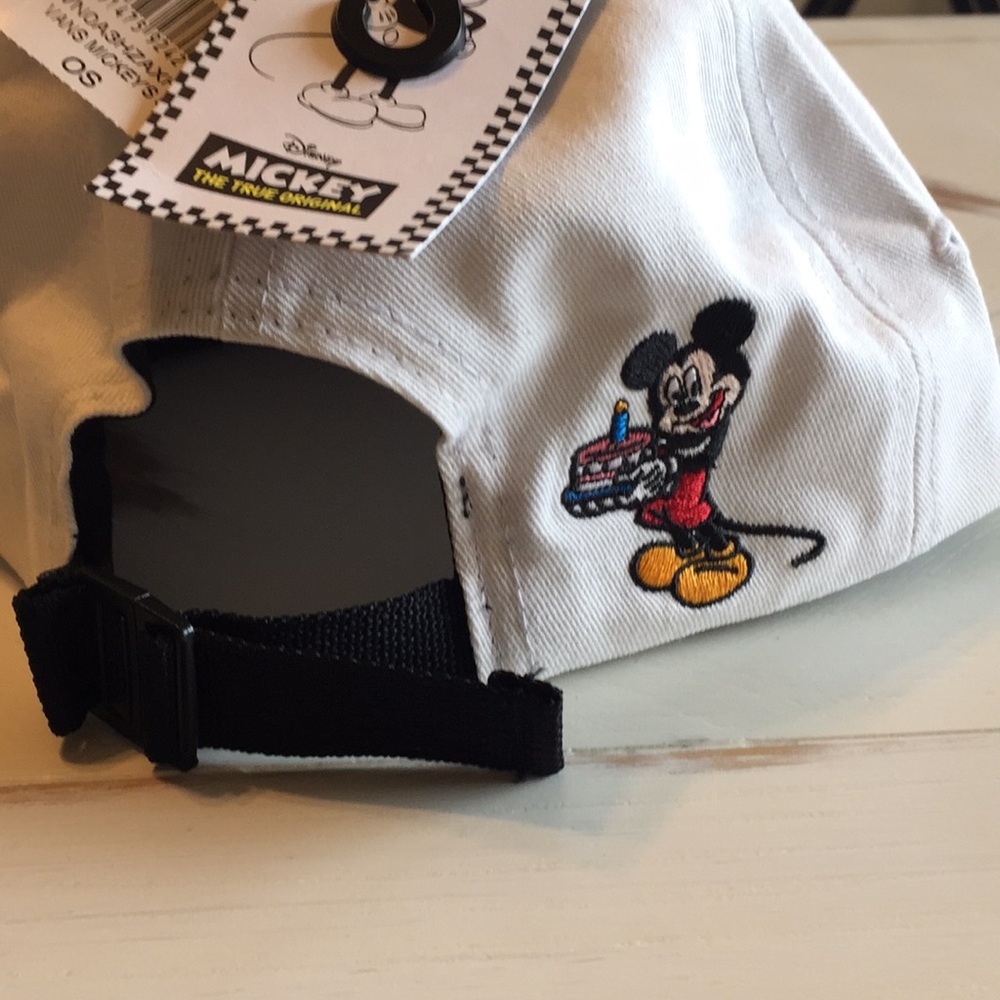 VANS X Disney Mickey Mouse 90th Birthday Strapback - Picture 3 of 5